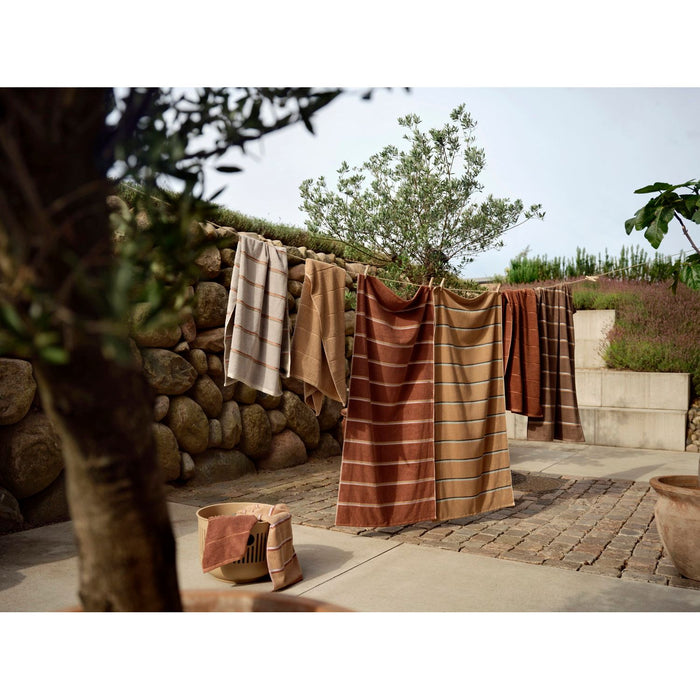 Zone Denmark Badehandtuch Sauna 70x140 Taupe/Camel/Sky Blue